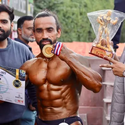 Bodybuilder shera profile