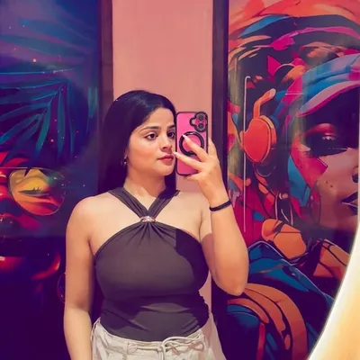 Shikha Dubey profile