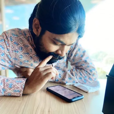 Ashish Shukla profile