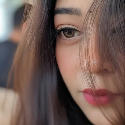 Neha Deshpande profile