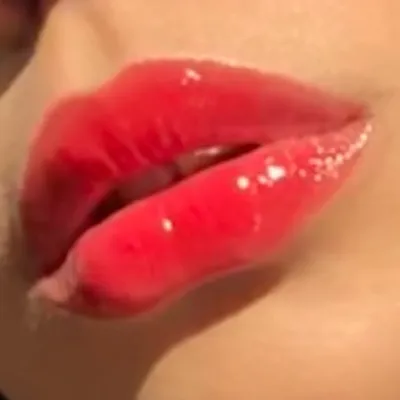 Inès Bouchareb profile