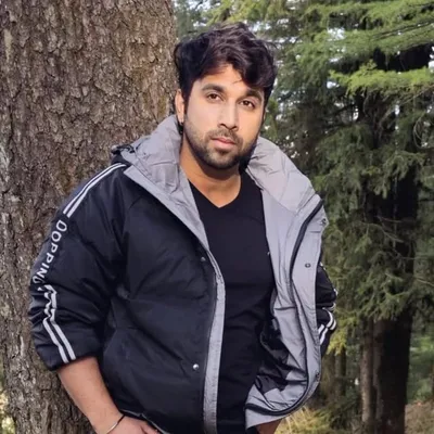 Nakabposh Bharat( shubham bhartiya) profile
