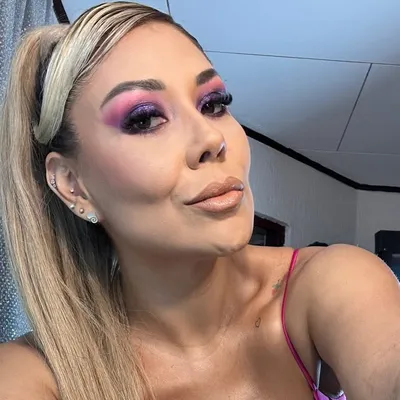 INGRID SOLÍS profile