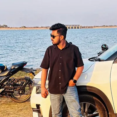 NiKHiL•ℝ𝐓♠️ profile