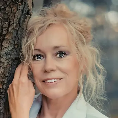 Iwona En profile