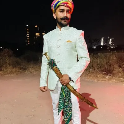 Chaitanya(चैतन्य) profile