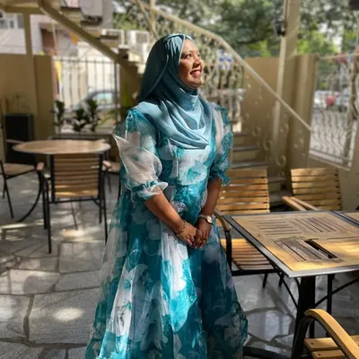 Afreen Khalil | Bookstagrammer profile