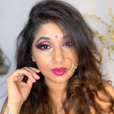 Sakshi profile