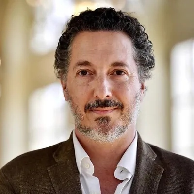 Guillaume Gallienne profile