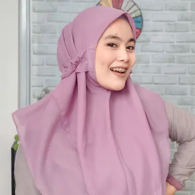 Intan Saraswati profile