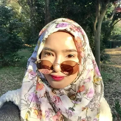Intan Suraya profile