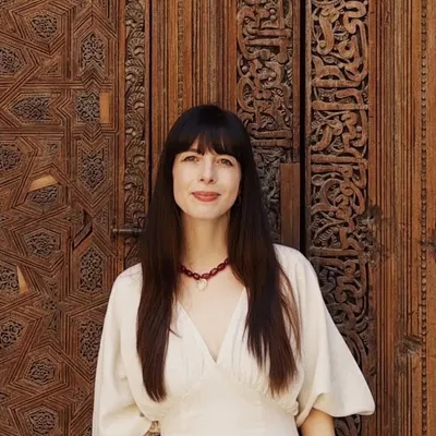 Janine (some call me Juna) profile