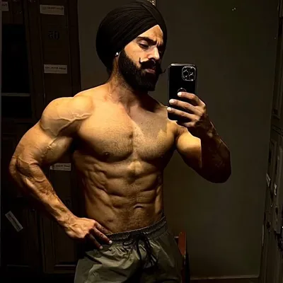 Iqwinder Singh profile