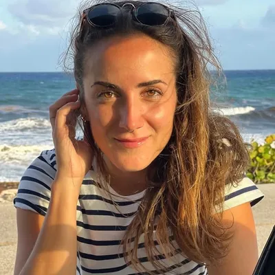 IRENE SAMPEDRO profile