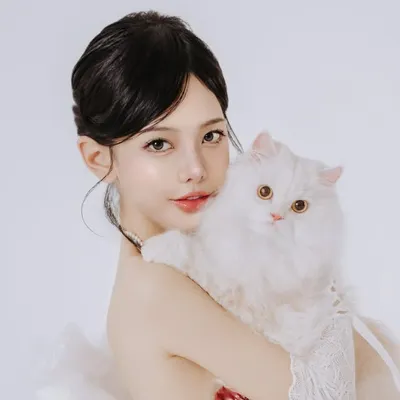 霍萱Iris Huo profile