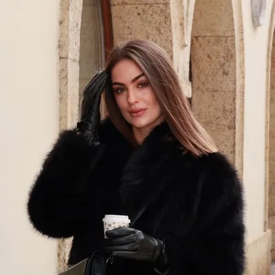 Iris Kuret profile