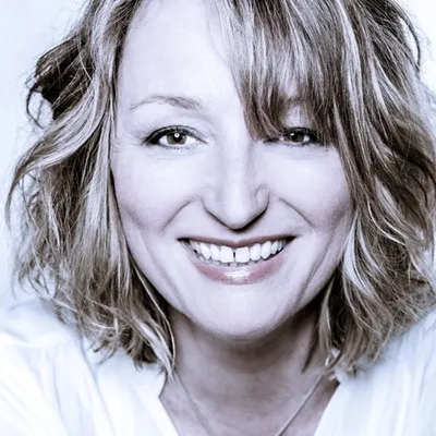 Iris Lehnhardt profile