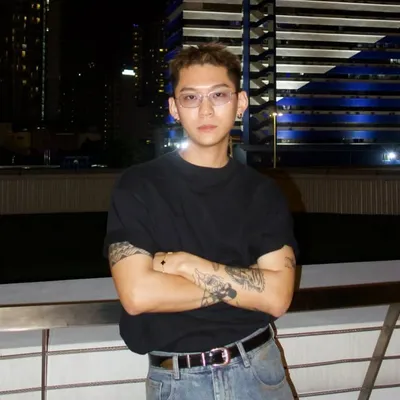IRVINE QUEK profile