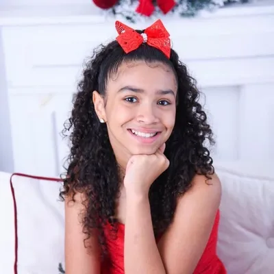 Isabella , 10Y profile