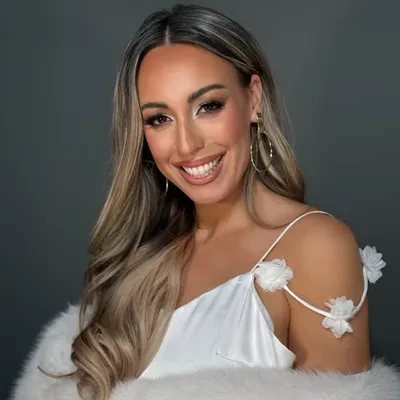 Isabella Luna profile
