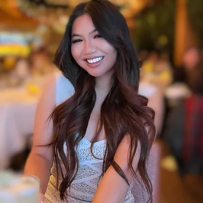 Isabella Lam profile