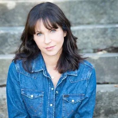 Isabelle Bouysse profile