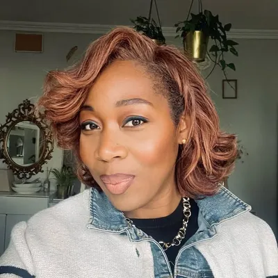 Isa Boireau | Maquilleuse de Stars & UGC beauty creator profile