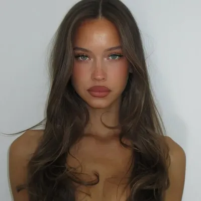 Isabelle Mathers profile