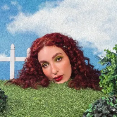Isa Almeida profile