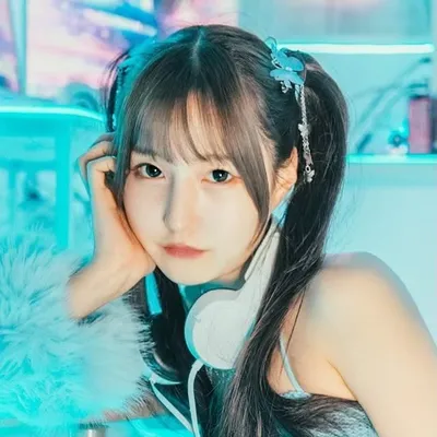 伊関あみ profile