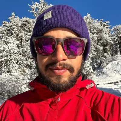 ईशब बधानी profile
