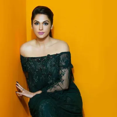 Isha Koppikar Fanclub profile