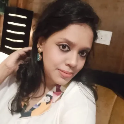 Ishani Dhar profile