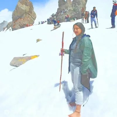 IshaNi THakur profile