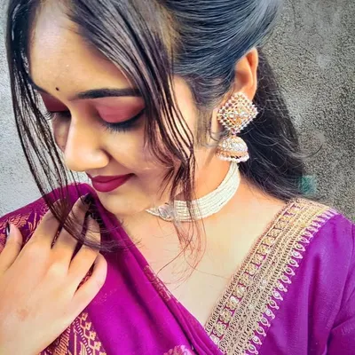 Ishika Paul profile