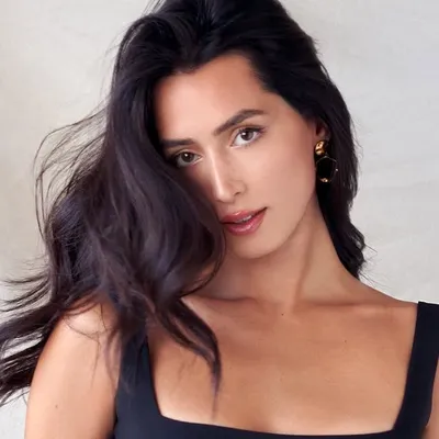 Ishika Sharma profile