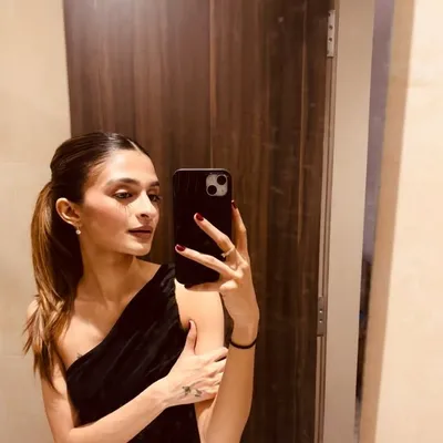 ISHITA profile
