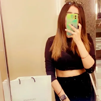 IShivangi🧿 profile