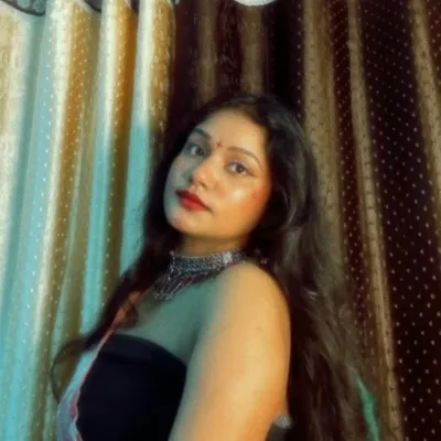 Prachi 💫♥️|| Self-portrait|| profile