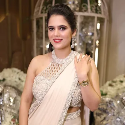 Ishu Sharma ๐ | Makeup Artist | profile