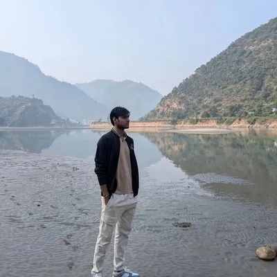 इश्विक् वशिष्ठ profile