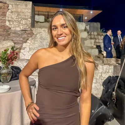 Isi Letelier profile