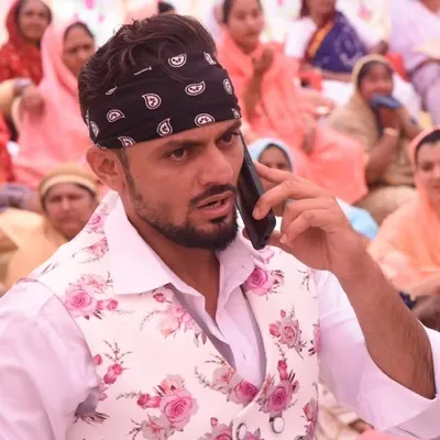 Ismail Zaveri profile
