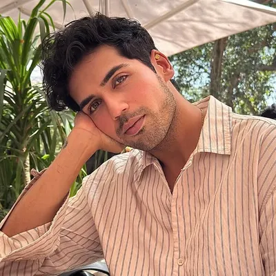 Isshaan profile