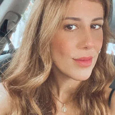 IT Blonde Cris Manuchakian profile