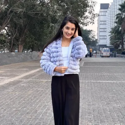 Divya Sharma profile