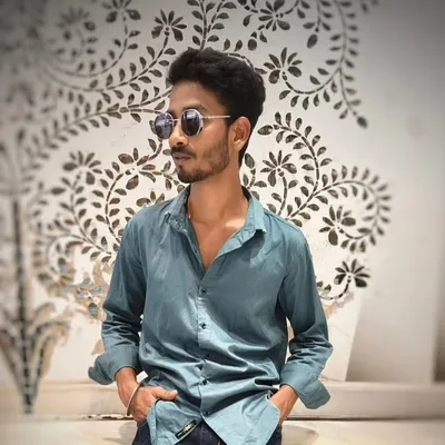 ਉਮੇਸ਼ 🧿🥂✨ profile