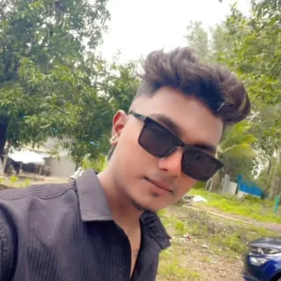 (ایم_رے ڈیکس) ✨🧿👀 profile
