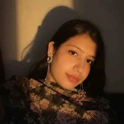 Himanshi ๐ profile
