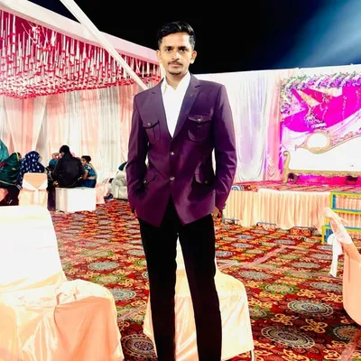 😎LALIT PRAJAPATI 😎 profile